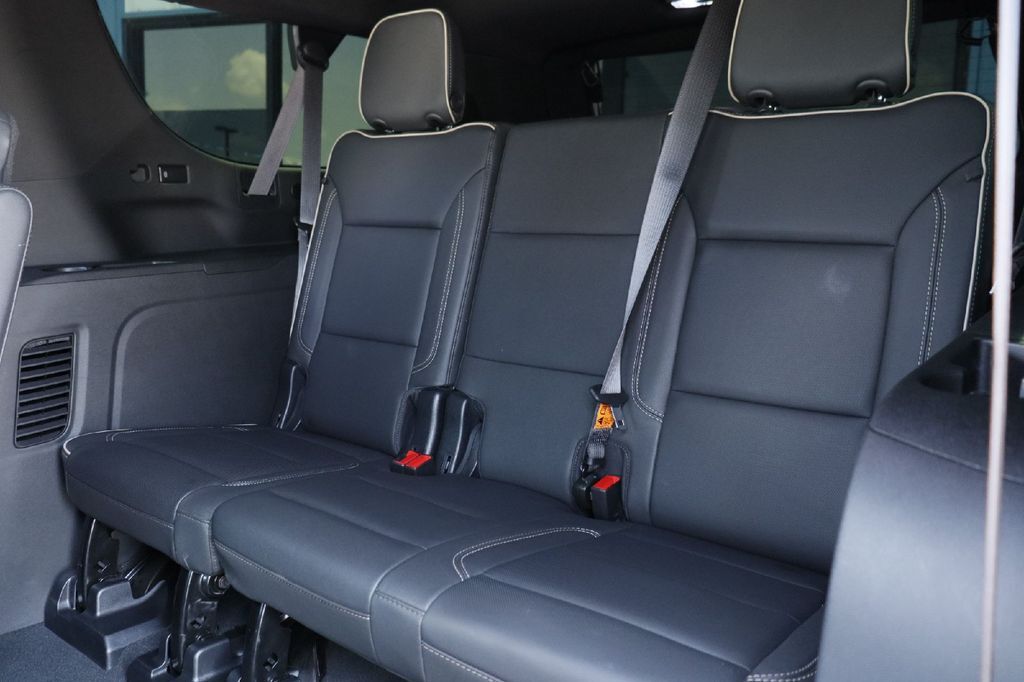 2023 GMC Yukon XL SLT Fredericksburg WA