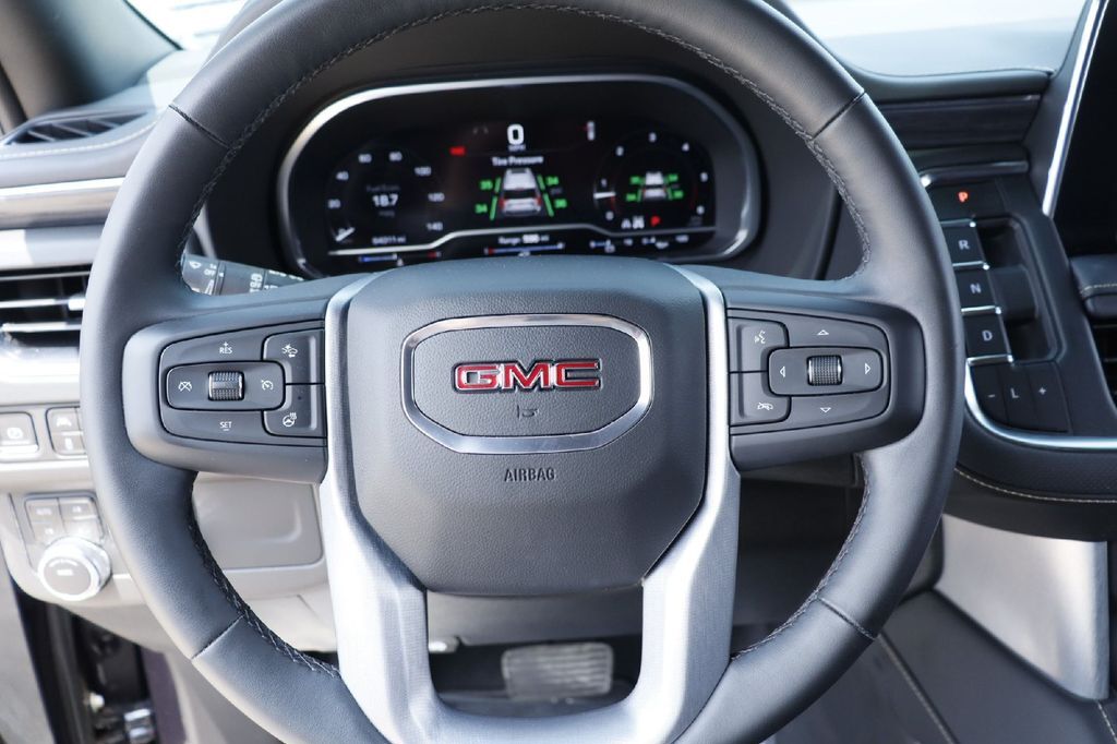 2023 GMC Yukon XL SLT Fredericksburg WA
