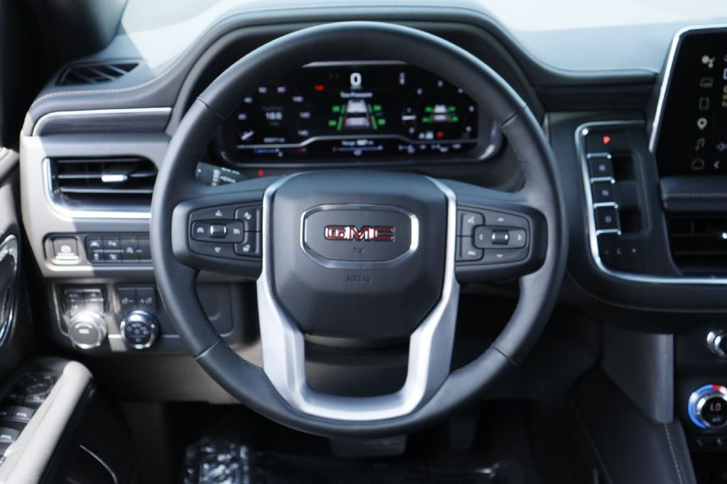 2023 GMC Yukon XL SLT Fredericksburg WA