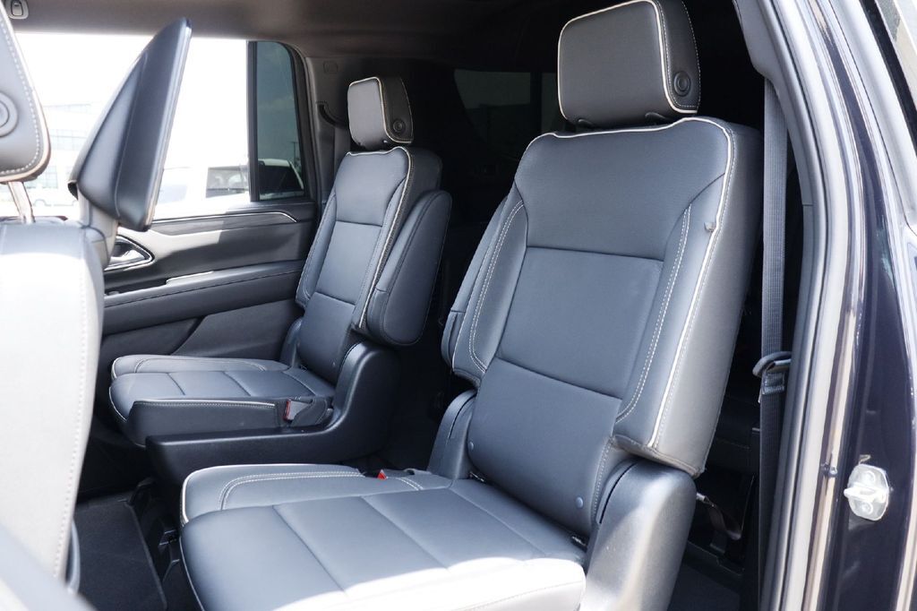 2023 GMC Yukon XL SLT Fredericksburg WA