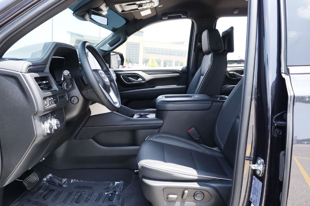 2023 GMC Yukon XL SLT Fredericksburg WA