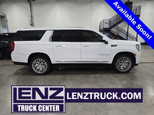 2023_GMC_Yukon XL_SLT 4WD 7 Passenger_ Fond du Lac WI