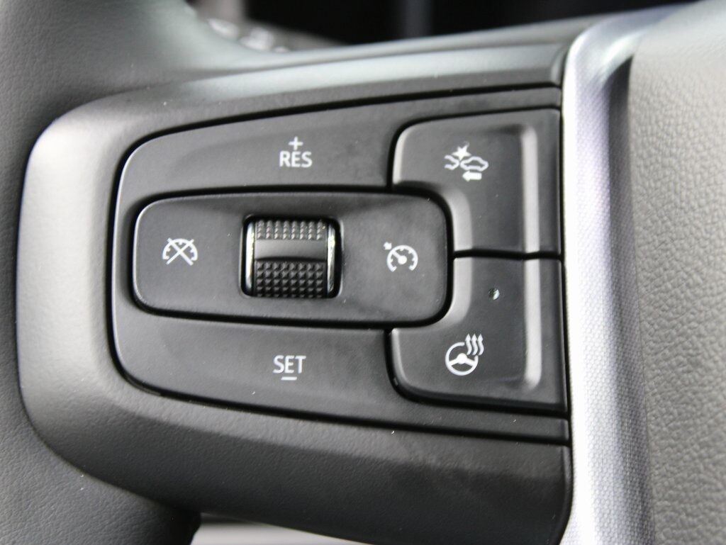 2023 GMC Yukon XL SLT 4WD 7 Passenger Fond du Lac WI