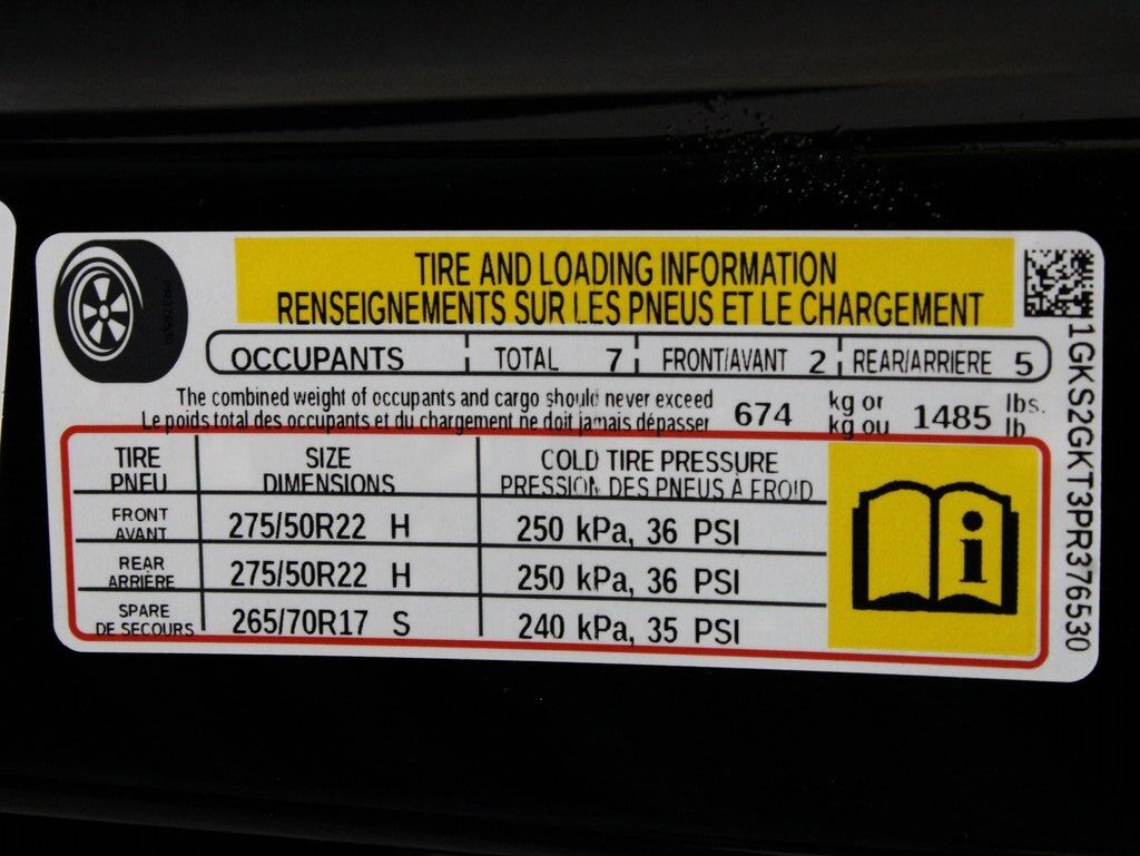 2023 GMC Yukon XL SLT 4WD 7 Passenger Fond du Lac WI