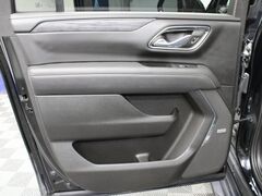 2023 GMC Yukon XL SLT 4WD 7 Passenger Fond du Lac WI