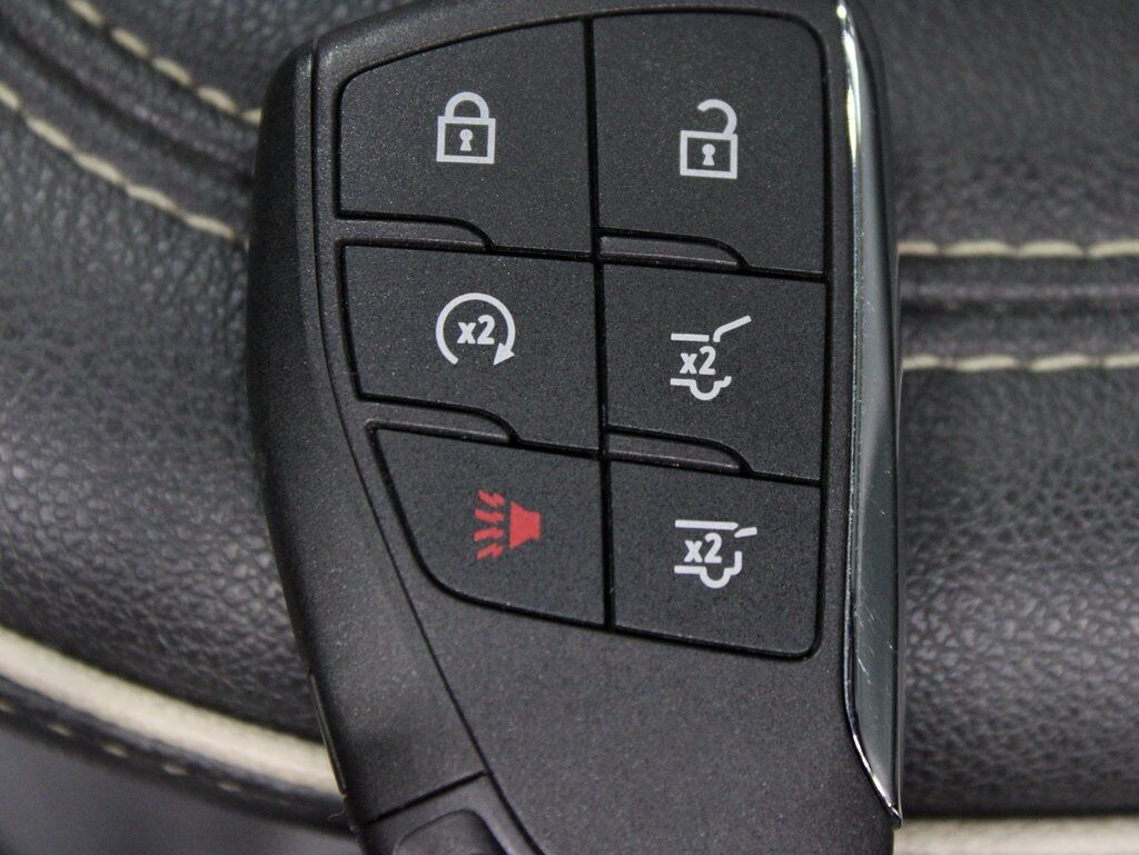 2023 GMC Yukon XL SLT 4WD 7 Passenger Fond du Lac WI