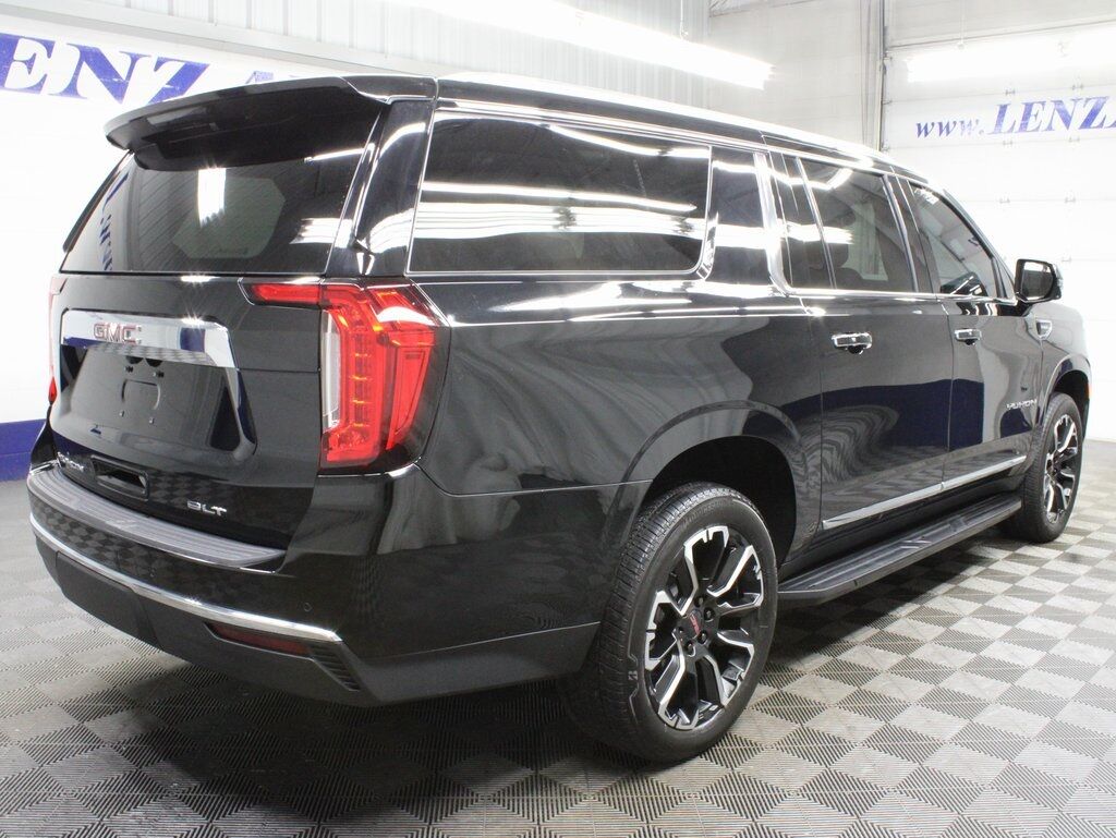 2023 GMC Yukon XL SLT 4WD 7 Passenger Fond du Lac WI