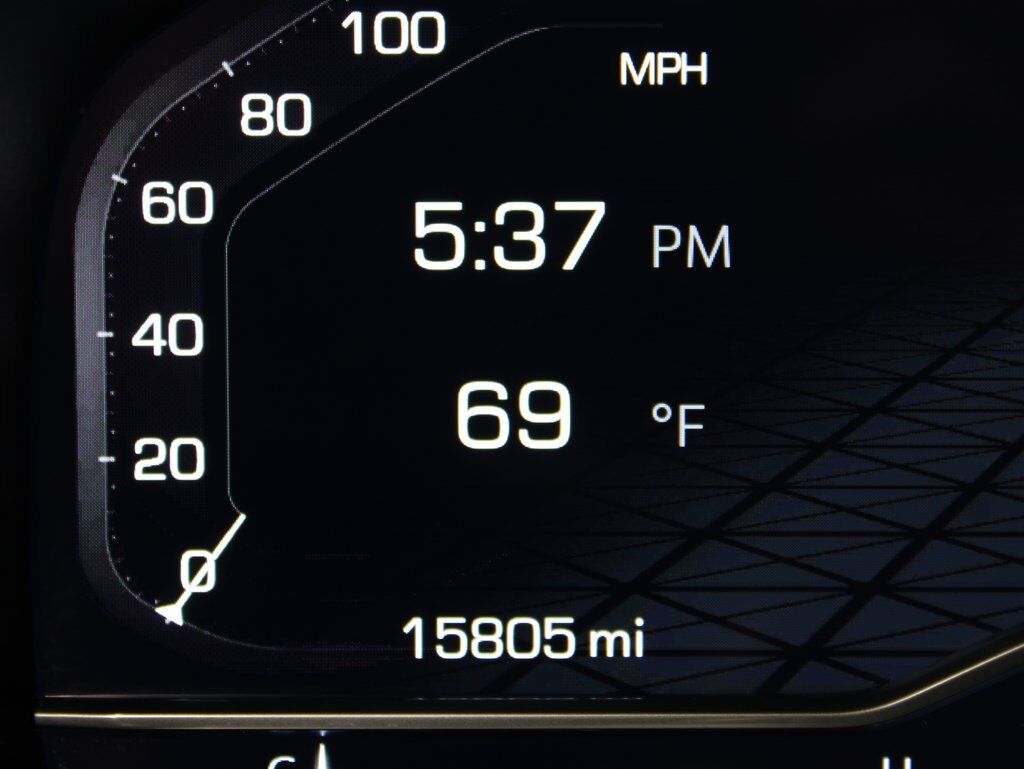 2023 GMC Yukon XL SLT 4WD 7 Passenger Fond du Lac WI