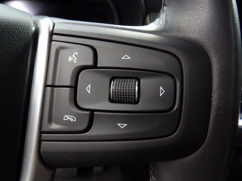 2023 GMC Yukon XL SLT 4WD 7 Passenger Fond du Lac WI