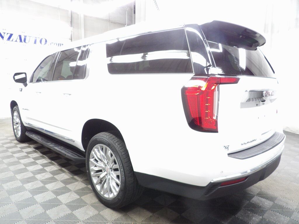 2023 GMC Yukon XL SLT 4WD 7 Passenger Fond du Lac WI