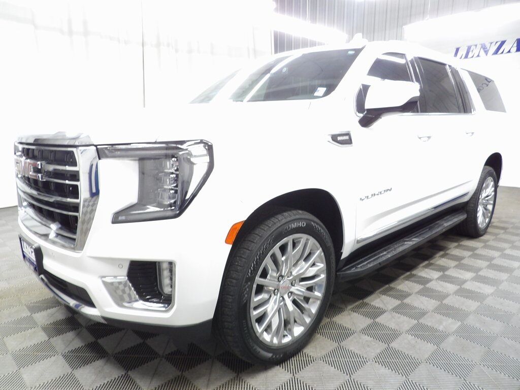 2023 GMC Yukon XL SLT 4WD 7 Passenger Fond du Lac WI