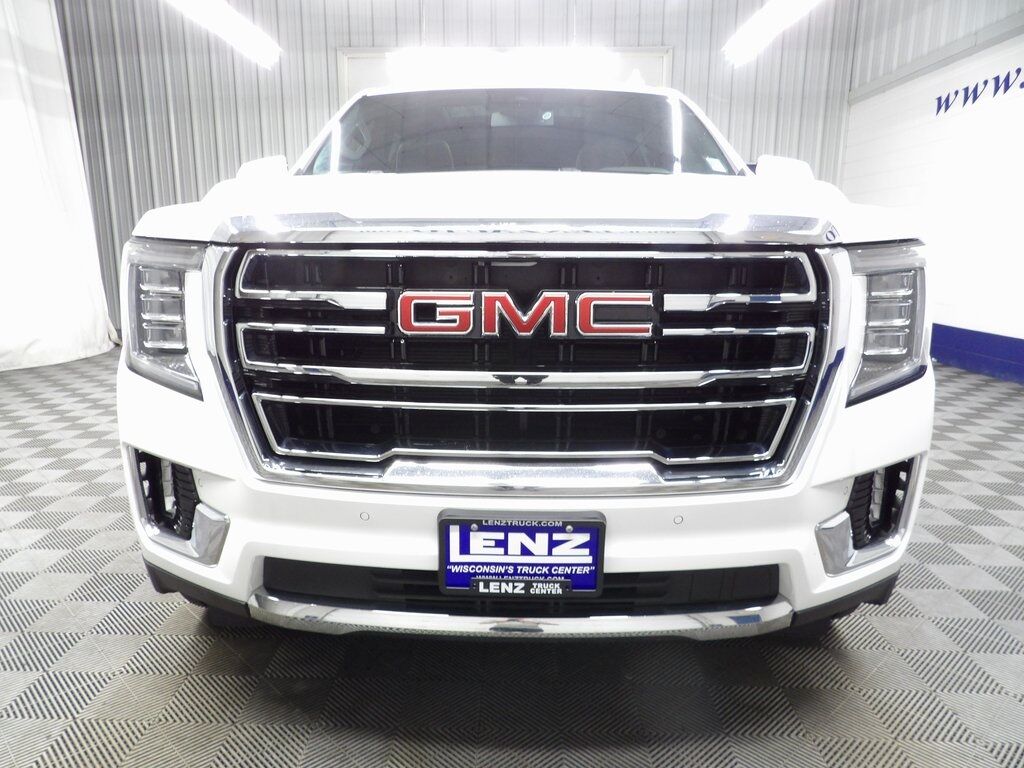 2023 GMC Yukon XL SLT 4WD 7 Passenger Fond du Lac WI