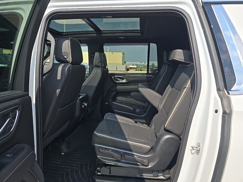 2023 GMC Yukon XL SLT 4WD 7 Passenger Minocqua WI