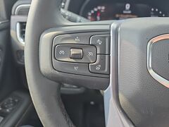 2023 GMC Yukon XL SLT 4WD 7 Passenger Fond du Lac WI