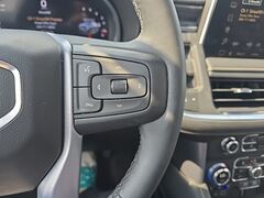 2023 GMC Yukon XL SLT 4WD 7 Passenger Fond du Lac WI