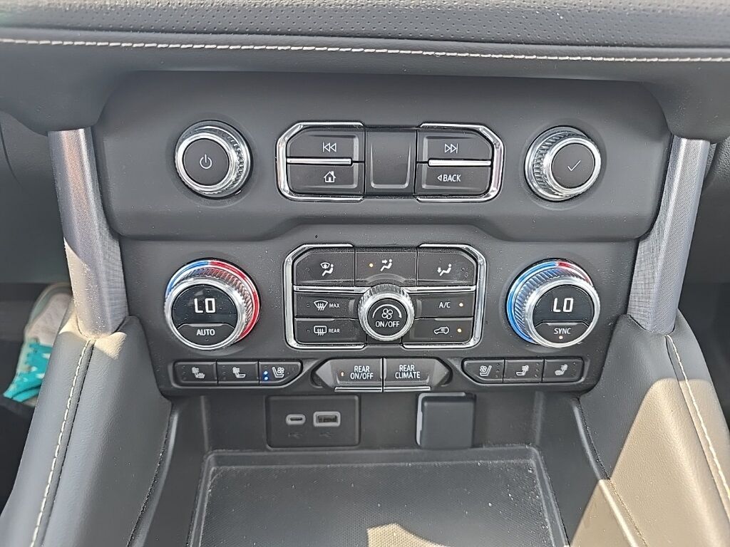 2023 GMC Yukon XL SLT 4WD 7 Passenger Minocqua WI