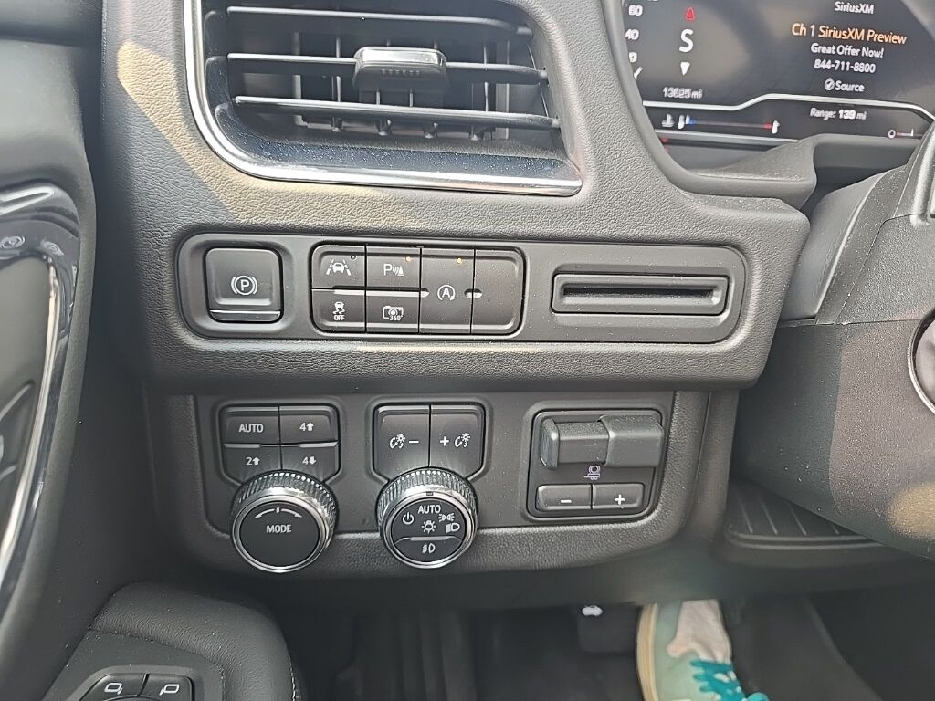 2023 GMC Yukon XL SLT 4WD 7 Passenger Minocqua WI