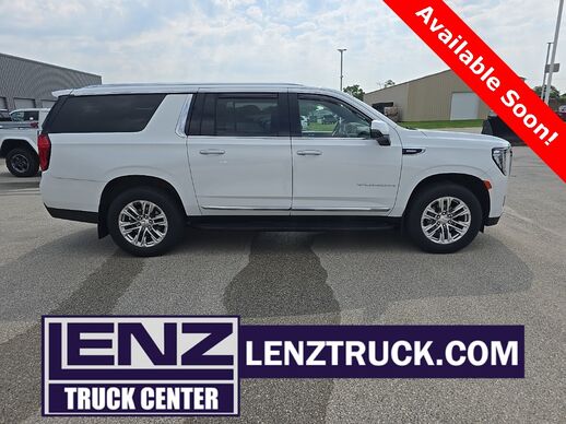 2023_GMC_Yukon XL_SLT 4WD 7 Passenger_ Fond du Lac WI