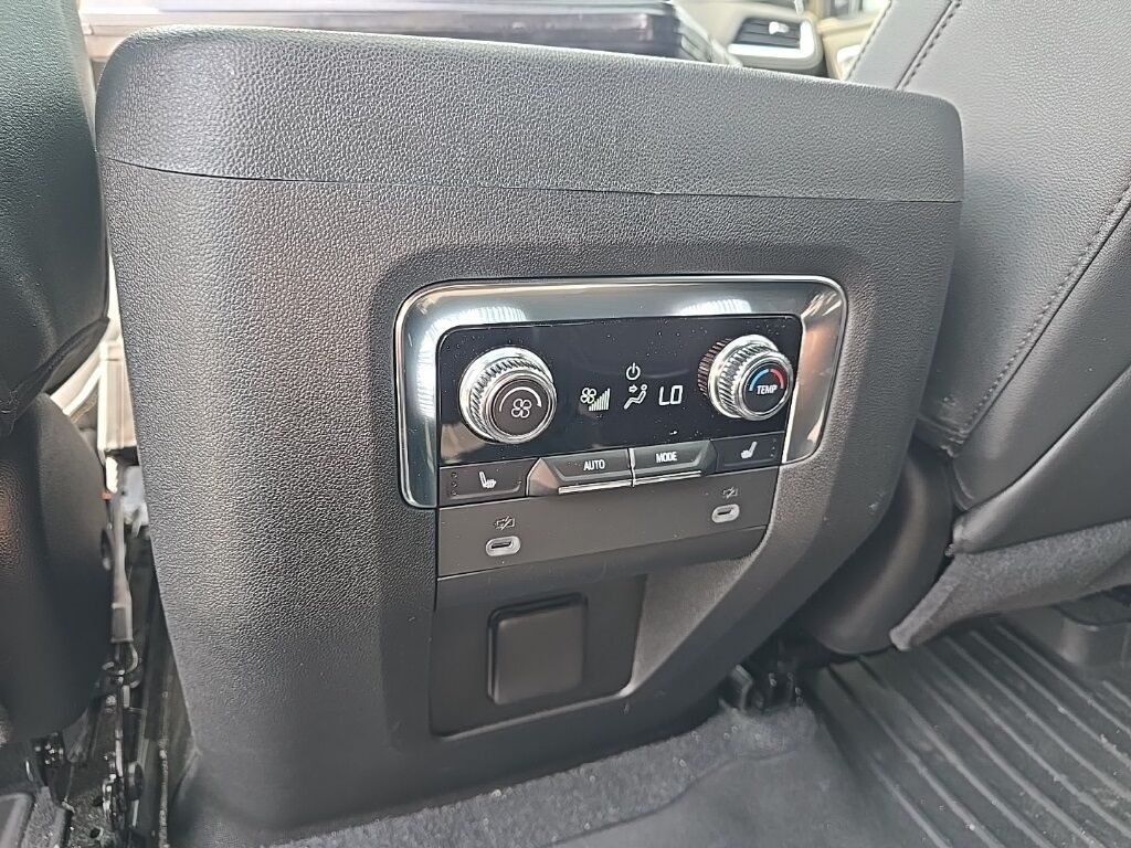 2023 GMC Yukon XL SLT 4WD 7 Passenger Minocqua WI