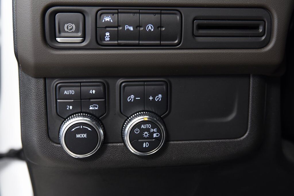 2023 GMC Yukon XL SLT Akron OH