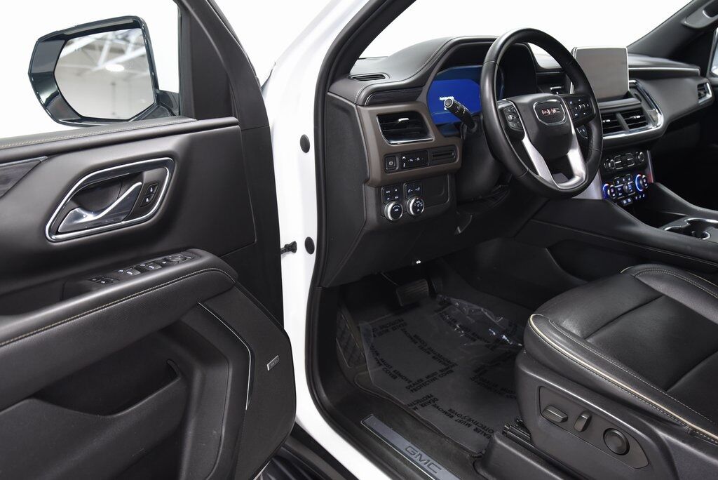 2023 GMC Yukon XL SLT Akron OH
