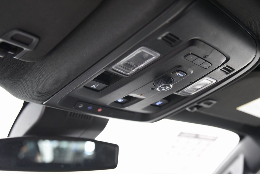 2023 GMC Yukon XL SLT Akron OH