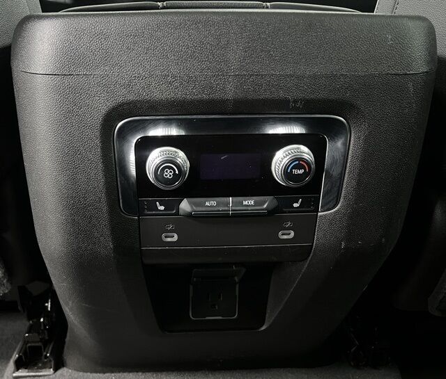 2023 GMC Yukon XL SLT Highlands Ranch CO