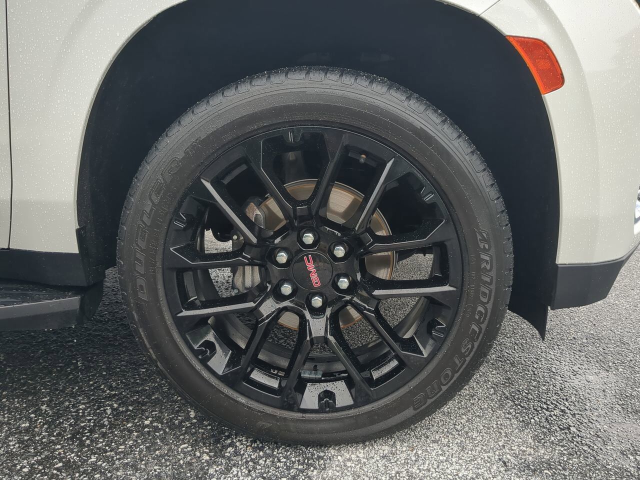 2023 GMC Yukon XL SLT Winder GA