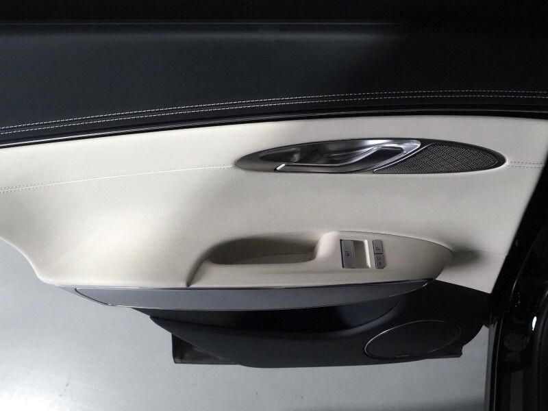 2023 Genesis Electrified GV70 Advanced AWD *PRESTIGE PKG, HEADS-UP DISPLAY, NAVIGATION, ADAPTIVE CRUISE, SAFETY ALERTS, 360 CAMERAS, PANO MOONROOF, NAPPA LEATHER, CLIMATE SEATS, HEATED STEERING, LEXICON AUDIO, WIRELESS CHARGING Round Rock TX