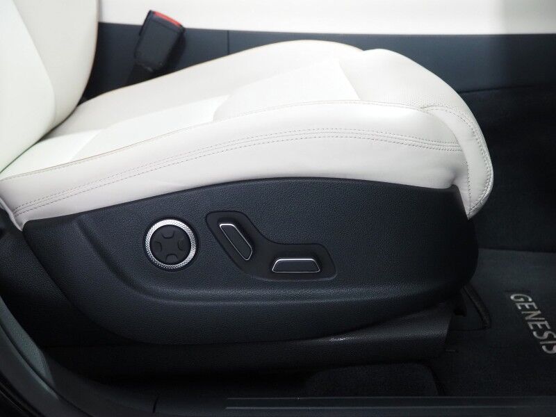 2023 Genesis Electrified GV70 Advanced AWD *PRESTIGE PKG, HEADS-UP DISPLAY, NAVIGATION, ADAPTIVE CRUISE, SAFETY ALERTS, 360 CAMERAS, PANO MOONROOF, NAPPA LEATHER, CLIMATE SEATS, HEATED STEERING, LEXICON AUDIO, WIRELESS CHARGING Round Rock TX