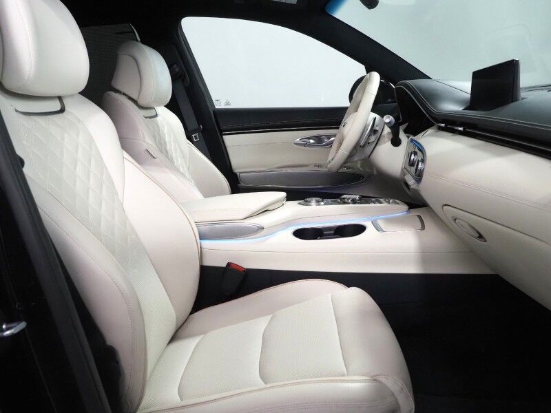 2023 Genesis Electrified GV70 Advanced AWD *PRESTIGE PKG, HEADS-UP DISPLAY, NAVIGATION, ADAPTIVE CRUISE, SAFETY ALERTS, 360 CAMERAS, PANO MOONROOF, NAPPA LEATHER, CLIMATE SEATS, HEATED STEERING, LEXICON AUDIO, WIRELESS CHARGING Round Rock TX