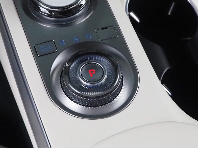 2023 Genesis Electrified GV70 Advanced AWD *PRESTIGE PKG, HEADS-UP DISPLAY, NAVIGATION, ADAPTIVE CRUISE, SAFETY ALERTS, 360 CAMERAS, PANO MOONROOF, NAPPA LEATHER, CLIMATE SEATS, HEATED STEERING, LEXICON AUDIO, WIRELESS CHARGING Round Rock TX