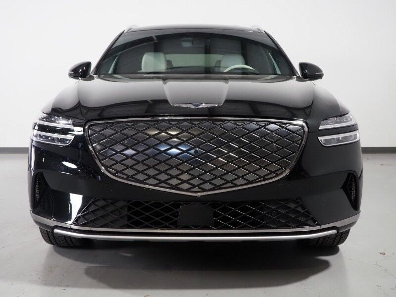 2023 Genesis Electrified GV70 Advanced AWD *PRESTIGE PKG, HEADS-UP DISPLAY, NAVIGATION, ADAPTIVE CRUISE, SAFETY ALERTS, 360 CAMERAS, PANO MOONROOF, NAPPA LEATHER, CLIMATE SEATS, HEATED STEERING, LEXICON AUDIO, WIRELESS CHARGING Round Rock TX