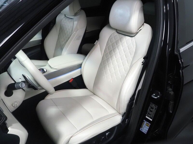 2023 Genesis Electrified GV70 Advanced AWD *PRESTIGE PKG, HEADS-UP DISPLAY, NAVIGATION, ADAPTIVE CRUISE, SAFETY ALERTS, 360 CAMERAS, PANO MOONROOF, NAPPA LEATHER, CLIMATE SEATS, HEATED STEERING, LEXICON AUDIO, WIRELESS CHARGING Round Rock TX