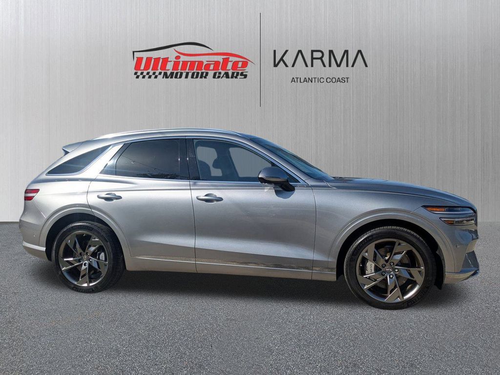 2023 Genesis Electrified GV70 Advanced