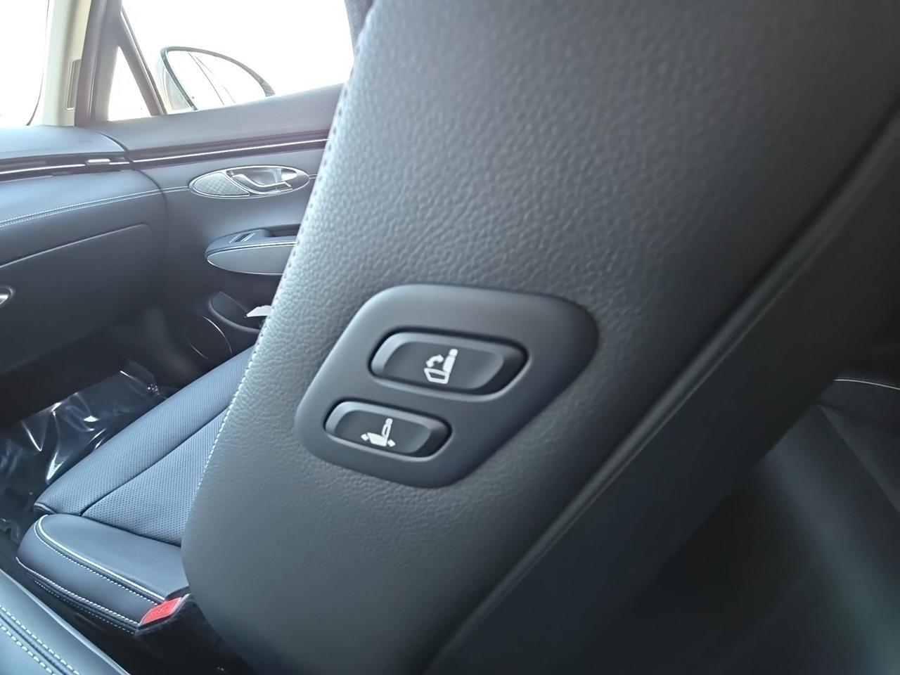 2023 Genesis Electrified GV70 Advanced Glen Burnie MD