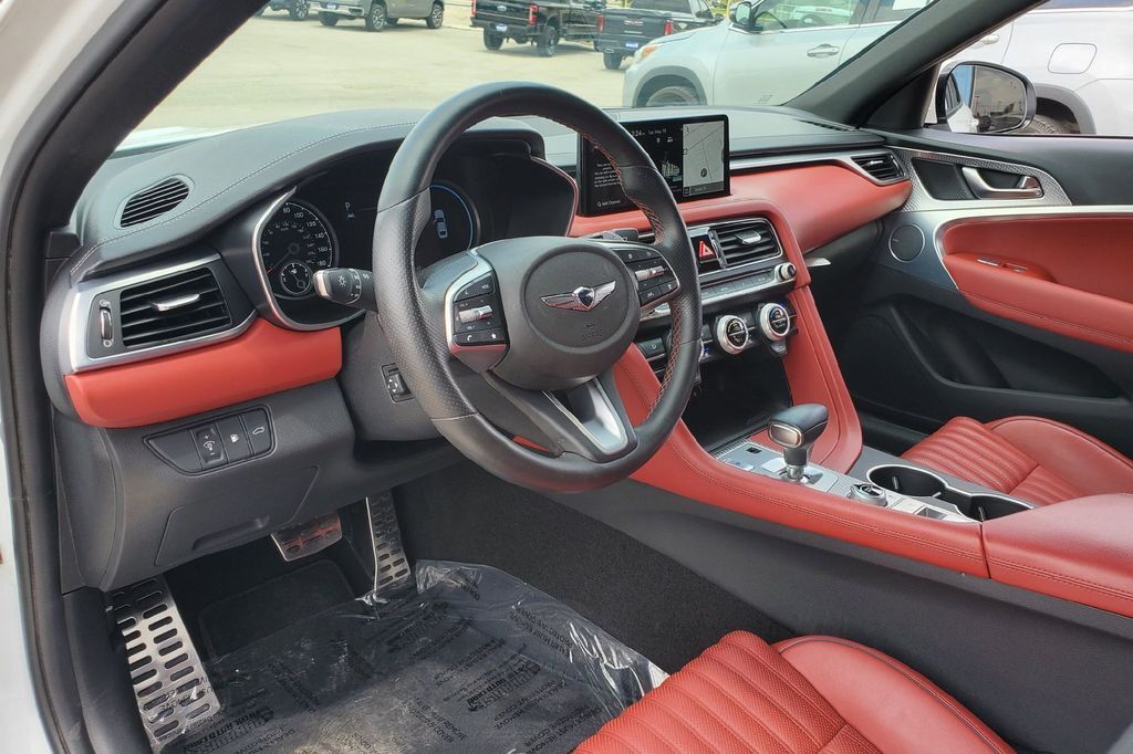 2023 Genesis G70 2.0T
