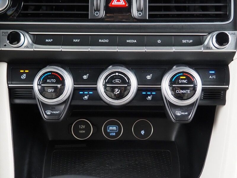 2023 Genesis G70 2.0T AWD *SPORT PRESTIGE PKG, NAVIGATION, ADAPTIVE CRUISE, SAFETY ALERTS, BACKUP-CAMERA, MOONROOF, LEATHER, CLIMATE SEATS, HEATED STEERING, LEXICON AUDIO, WIRELESS CHARGING, ANDROID & APPLE Round Rock TX