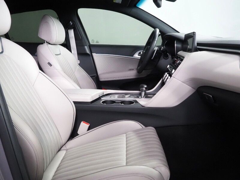 2023 Genesis G70 2.0T AWD *SPORT PRESTIGE PKG, NAVIGATION, ADAPTIVE CRUISE, SAFETY ALERTS, BACKUP-CAMERA, MOONROOF, LEATHER, CLIMATE SEATS, HEATED STEERING, LEXICON AUDIO, WIRELESS CHARGING, ANDROID & APPLE Round Rock TX