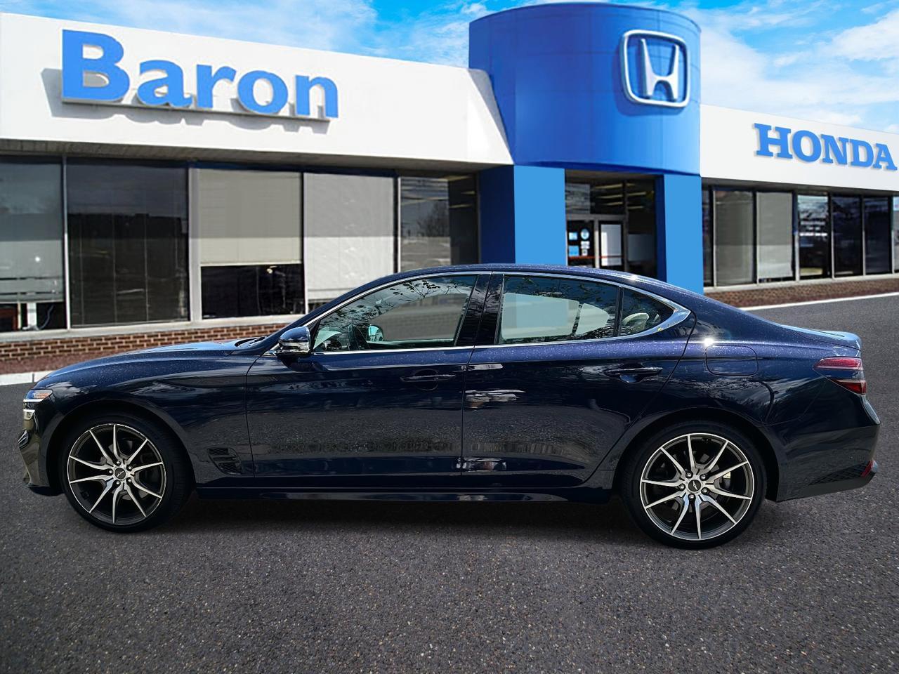 2023 Genesis G70 2.0T