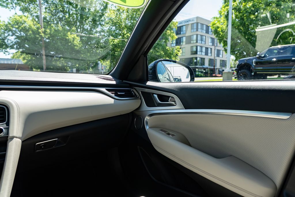 2023 Genesis G70 2.0T Beaverton OR