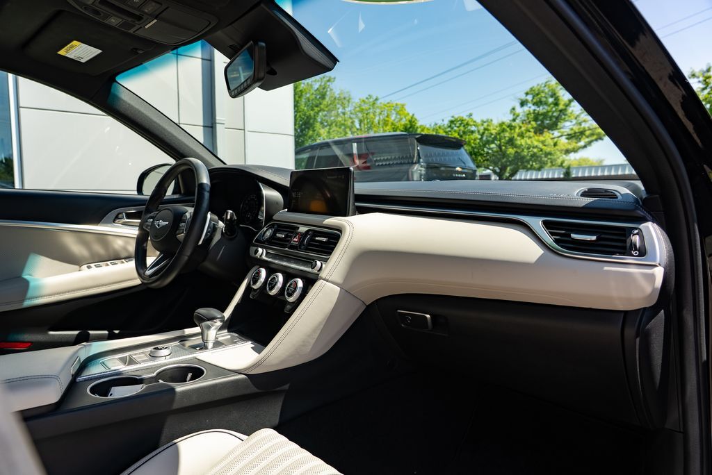 2023 Genesis G70 2.0T Beaverton OR