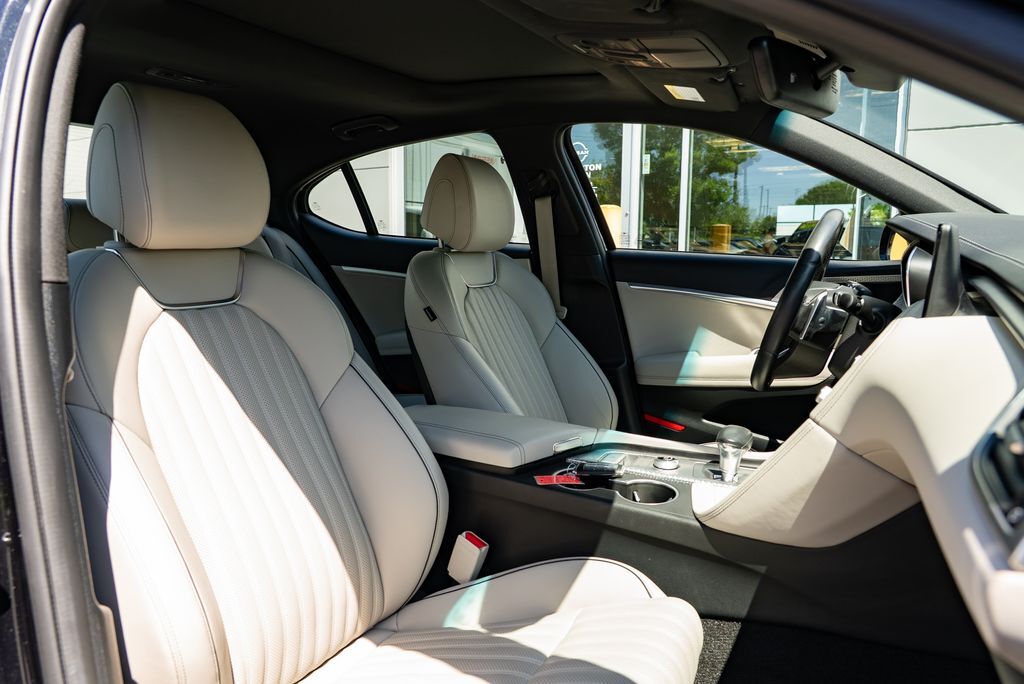 2023 Genesis G70 2.0T Beaverton OR