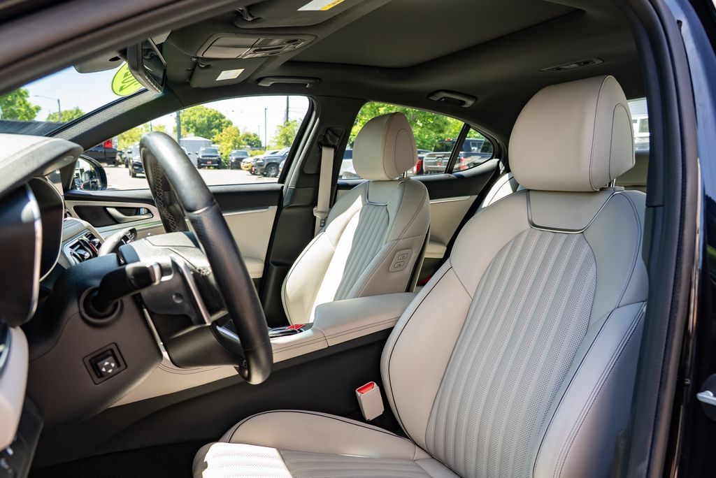 2023 Genesis G70 2.0T Beaverton OR