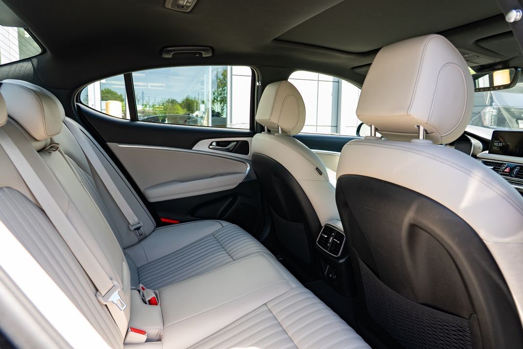 2023 Genesis G70 2.0T Beaverton OR