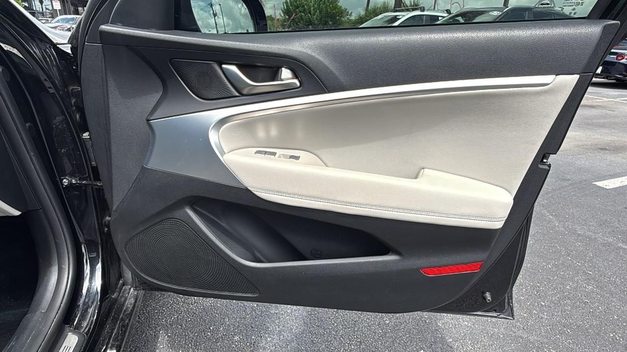 2023 Genesis G70 2.0T San Antonio TX