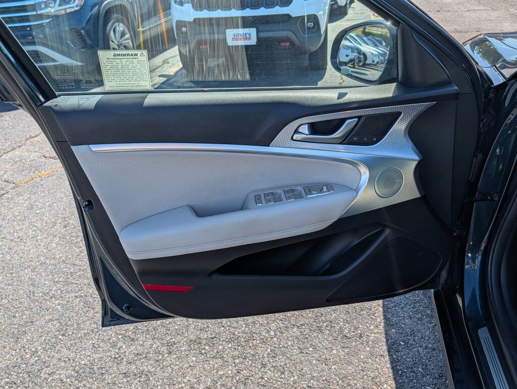 2023 Genesis G70 2.0T Worcester MA