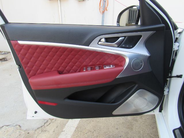 2023 Genesis G70 3.3T RWD Plano TX