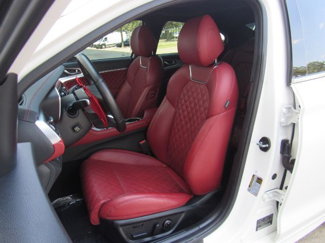 2023 Genesis G70 3.3T RWD Plano TX