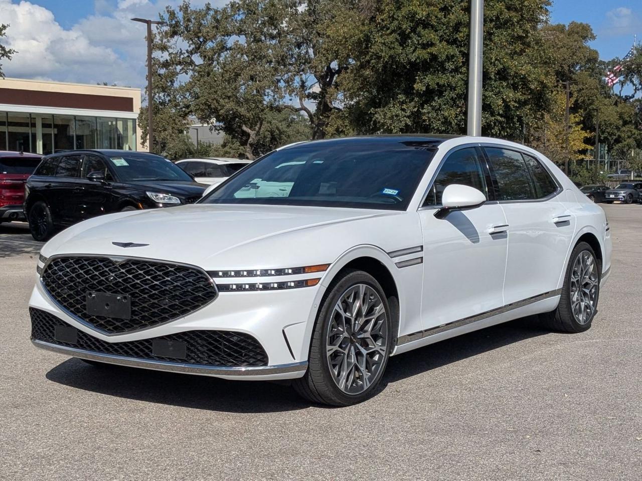 2023 Genesis G90 e-SC